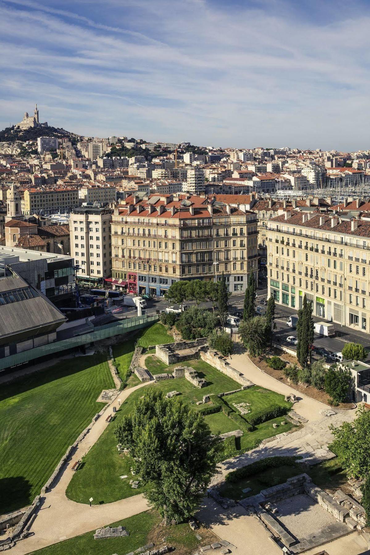 B&B Hotel Marseille Centre Vieux Port Bagian luar foto